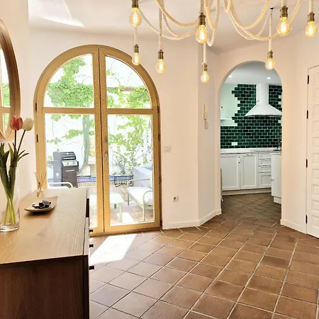 Bhost - Palace * Córdoba