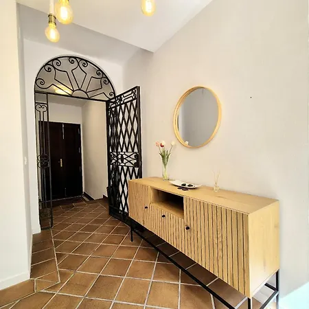 Apartment Bhost - Palace *
